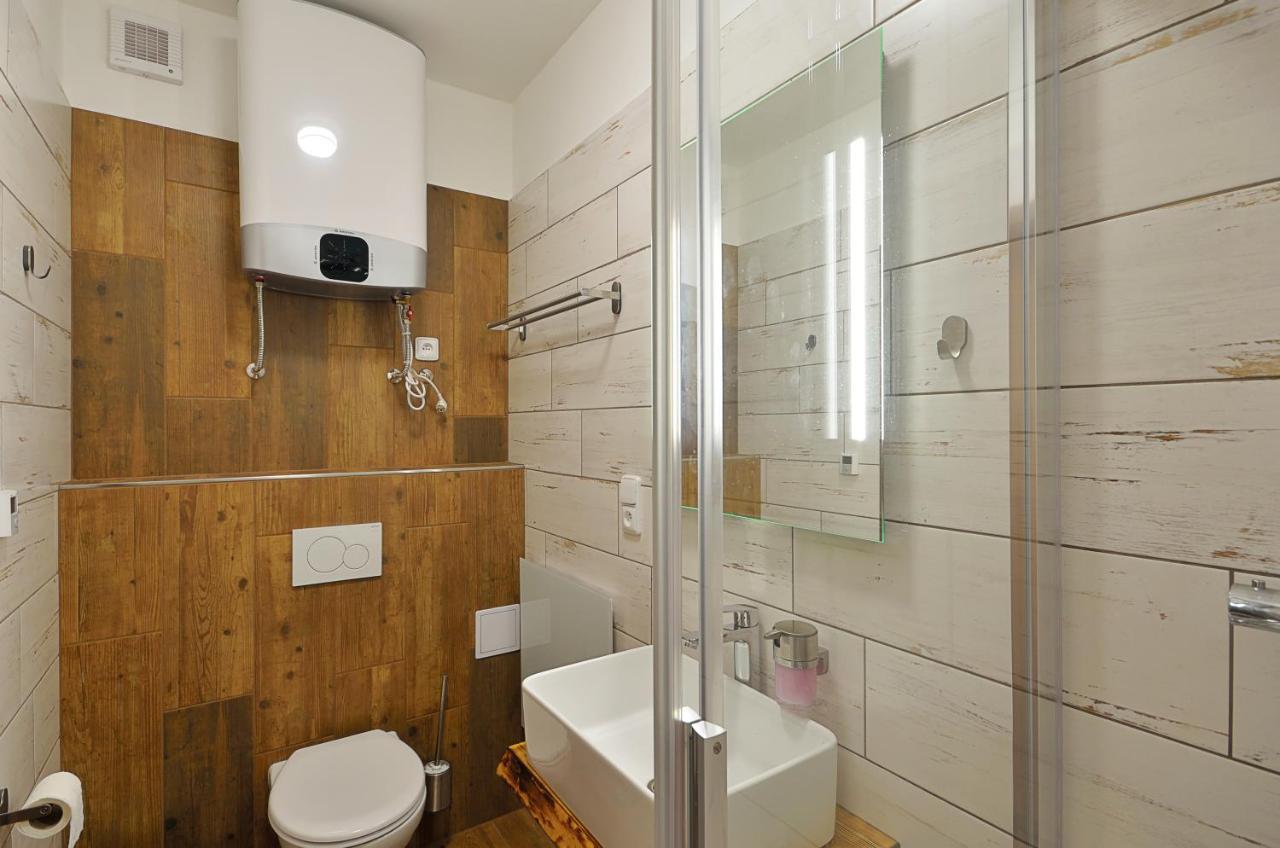 Penzion Kuzelna Hotel Trutnov Luaran gambar